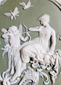 2 Plaques Wedgwood Biscuit Cameé Style Art Nouveau Femme Angelot A L'antique