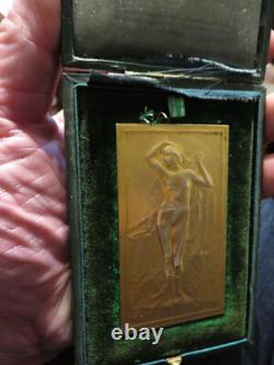 ART NOUVEAU Medaille ARGENT VERITE FEMME NUE -RF Conseiller d'Etat, ORIGINAL