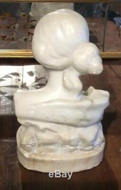 Ancien Buste de femme art nouveau en marbre. Socle en albâtre