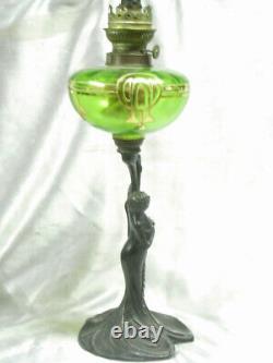 Ancienne Lampe Petrole Art Nouveau Bol Vert Emaille Statue Femme Oil Lamp