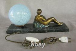 Ancienne lampe veilleuse socle marbre femme baigneuse art nouveau 1900