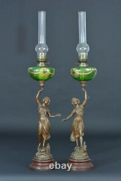 Ancienne paire de lampe à huile art nouveau femme globe signé 19eme Pat. Bronze