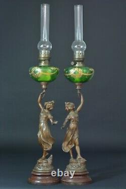 Ancienne paire de lampe à huile art nouveau femme globe signé 19eme Pat. Bronze