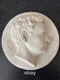 Ancienne sculpture jeune femme portrait profil couple homme France Art Nouveau