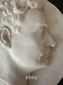 Ancienne sculpture jeune femme portrait profil couple homme France Art Nouveau