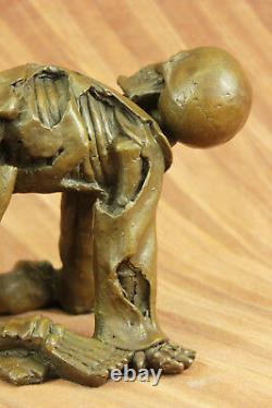 Art Déco / Nouveau Érotique Nu Nue Femme Avec Squelette Vin Support Figurine