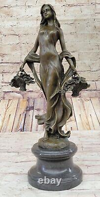 Art Déco / Nouveau Fonte Agriculteur Dame Femme Véritable Statue Sculpture