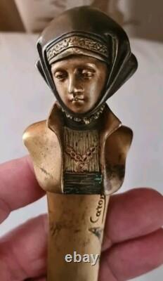 Art Nouveau bronze doré coupe papier avec Boust Femme Signée A. CAROD
