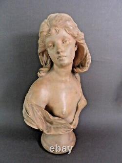 BUSTE DE JEUNE FEMME SEIN NU sculpture terre cuite Hippolyte MOREAU Art nouveau