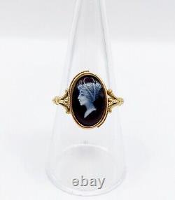 Bague art nouveau or 18k plaque émaillée violette au profil de jeune femme 1900