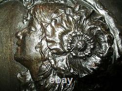 Bas relief art nouveau 1900 femme style mucha signee DEVEMEN bronze, alliage