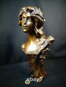 Beau buste femme style art nouveau hauteur 32 cm