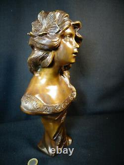 Beau buste femme style art nouveau hauteur 32 cm