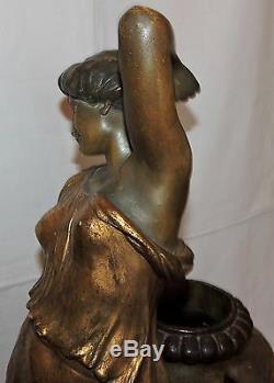 Belle Terre Cuite De Goldscheider Femme A L'amphore Art Nouveau Jugenstil