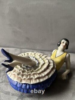 Boîte À Poudre En Porcelaine Femme Art Déco DRGM 5859