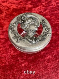 Boîte Style Art Nouveau Verre Et Étain Visage Femme Bonbonnière