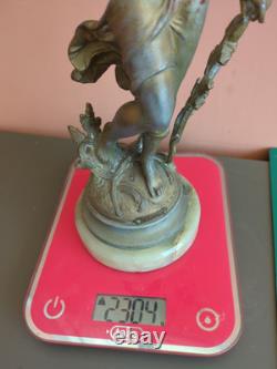 Bougeoir ancien en bronzeet marbre Femme ailée Style Art Nouveau / Napoléon