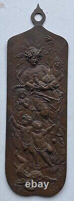 Bronze Relief Plaque Murale Avec Anges Bouclier Femme Antique Um 1900 Anonyme
