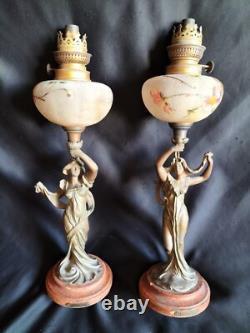 Bruchon / Paire de lampes à pétrole régule & verre émaillé / Femmes Art Nouveau