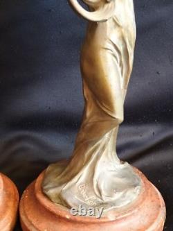 Bruchon / Paire de lampes à pétrole régule & verre émaillé / Femmes Art Nouveau