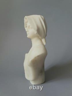 Buste de femme en marbre signé Pugi Art Nouveau vers 1900