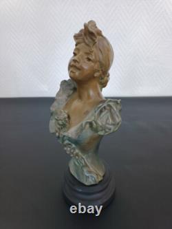 Buste de femme signé Alfred Foretay (1861-1944) en régule-Art Nouveau