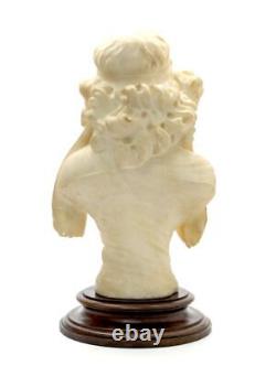 Buste de jeune femme orientale Art nouveau en albâtre vers 1900