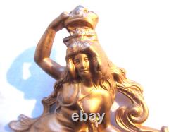 Cadre bronze Art Nouveau style Louis XV sculpté Femme enfant rinceaux acanthes