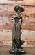Des Art Nouveau Bronze Sculpture Une Femme Avec Chien 746