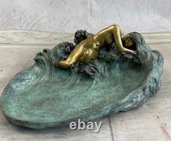 Européenne Bronze Sculpture Style Art Nouveau Femme Lotus Bijou Plat Vert Patine