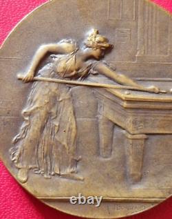 Fabricant de Billard Très Rare Art Nouveau Femme Jouant Au Billard Vers 1910