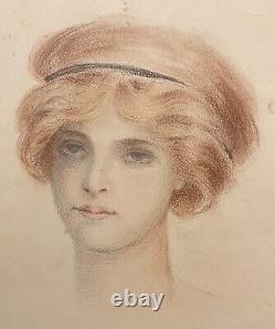 Femme art nouveau vers 1910 coiffure anonyme pastel fixé France