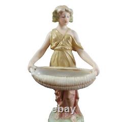 Figurine En Porcelaine Royal Dux Art Nouveau Femme Jeune Panier En Papyrus 2077