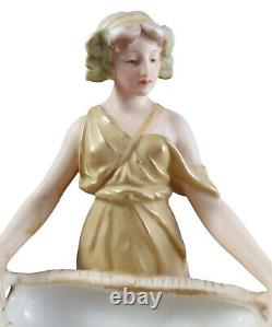 Figurine En Porcelaine Royal Dux Art Nouveau Femme Jeune Panier En Papyrus 2077