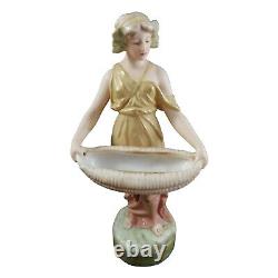 Figurine En Porcelaine Royal Dux Art Nouveau Femme Jeune Panier En Papyrus 2077