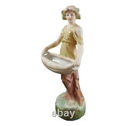 Figurine En Porcelaine Royal Dux Art Nouveau Femme Jeune Panier En Papyrus 2077