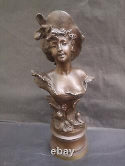 Figurine femme art nouveau bronze patine brune hauteur 28 cms jugendstil 3 kgs