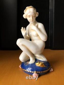 Figurine porcelaine femme nue SCHWARZA SAALBAHN MULLER art nouveau jugendstil