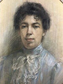 Gouache Portrait d'une Femme Élégante Paris France 1901 Art Nouveau Signée