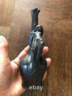 JOLI PETIT SOLIFLORE EN ÉTAIN, ANSE FEMME NUE, ART NOUVEAU signé C de FRANOZ