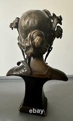 JULIEN-CAUSSÉ, Buste de Femme LYS, Sculpture en Bronze, ÉPOQUE Art Nouveau Signé