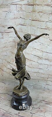 Joli Français Art Nouveau Femme Figuratif Bronze Cire Scellé Sculpture Figurine