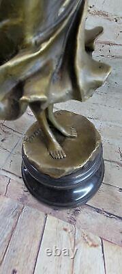 Joli Français Art Nouveau Femme Figuratif Bronze Cire Scellé Sculpture Figurine