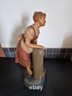 Joseph Le Guluche Sculpture en terre cuite Femme à la fontaine sujet Art Nouveau