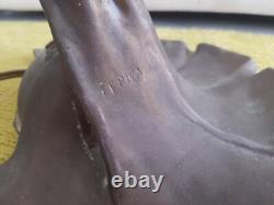 LAMPE A PETROLE ART NOUVEAU REGULE FEMME IRIS ErnestFERRAND TB RESERVOIR EMAILLE