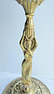 Lampe Art Nouveau, bronze doré, Femme tenant sur sa tête une lampe