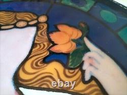 Magnifique plat en émaux sur cuivre, jeune femme stylisé art déco /art nouveau