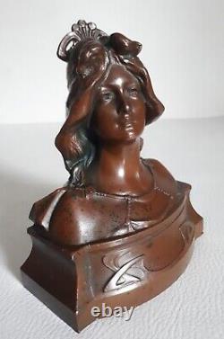 Marcel RENARD paire bustes de jeunes femmes Art Nouveau