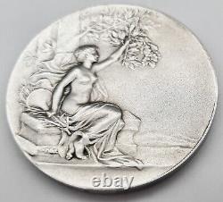 Médaille plaque prix bronze femme nue art nouveau par Ch Pillet avec son étui