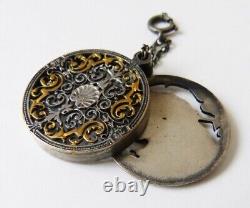 Pendentif vinaigrette bijou ancien ART NOUVEAU 1900 métal doré parfum femme